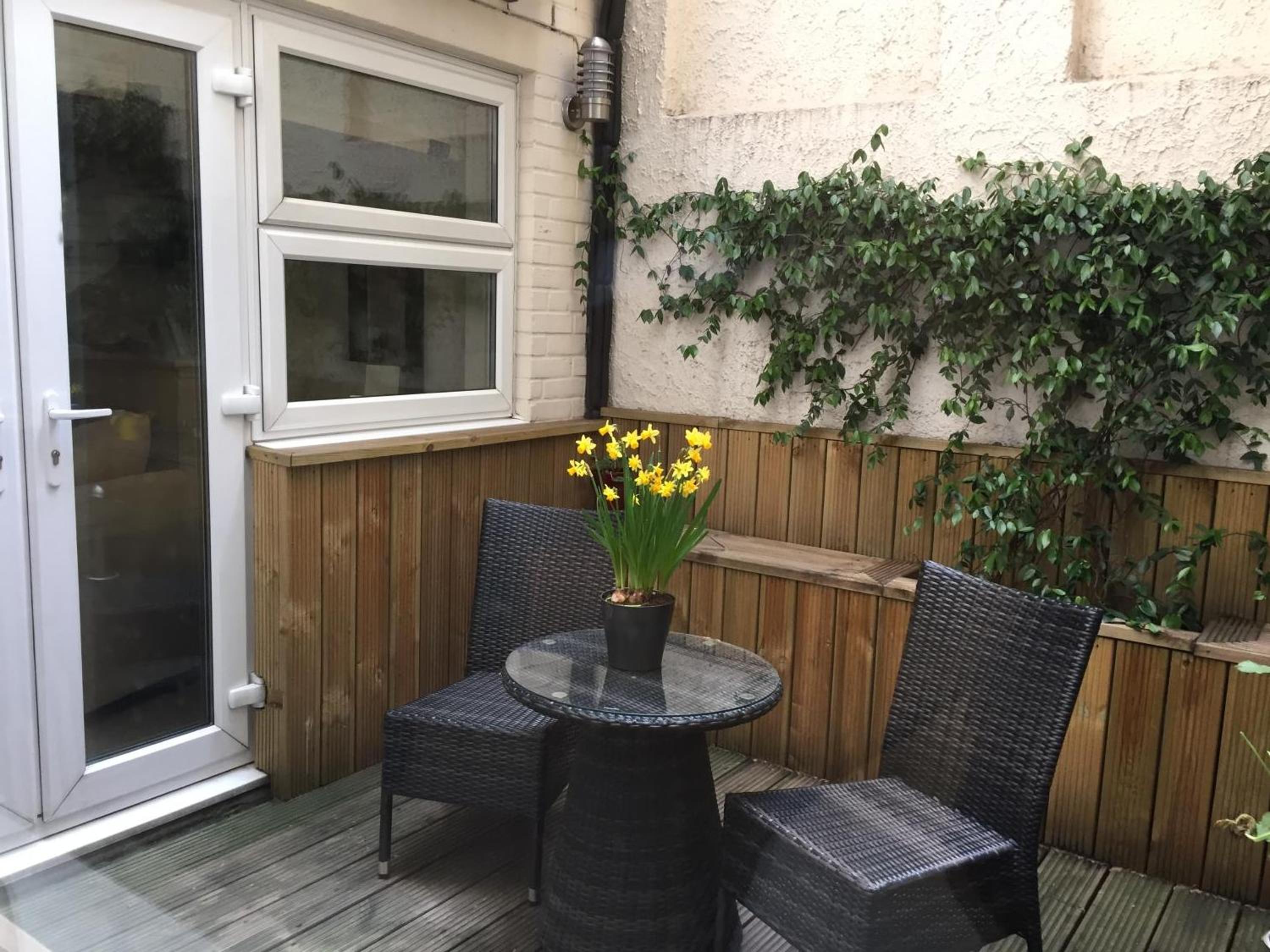 balcony