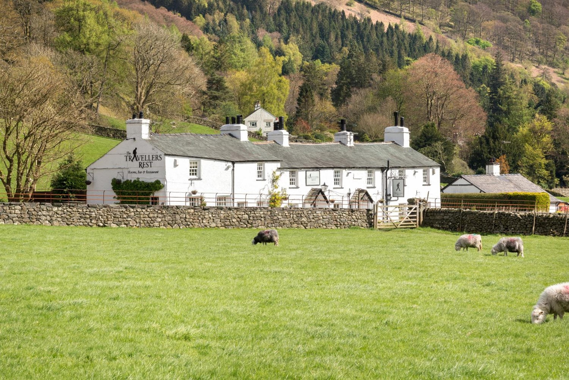 Traveller's Rest Inn, Ambleside — hiking hotel