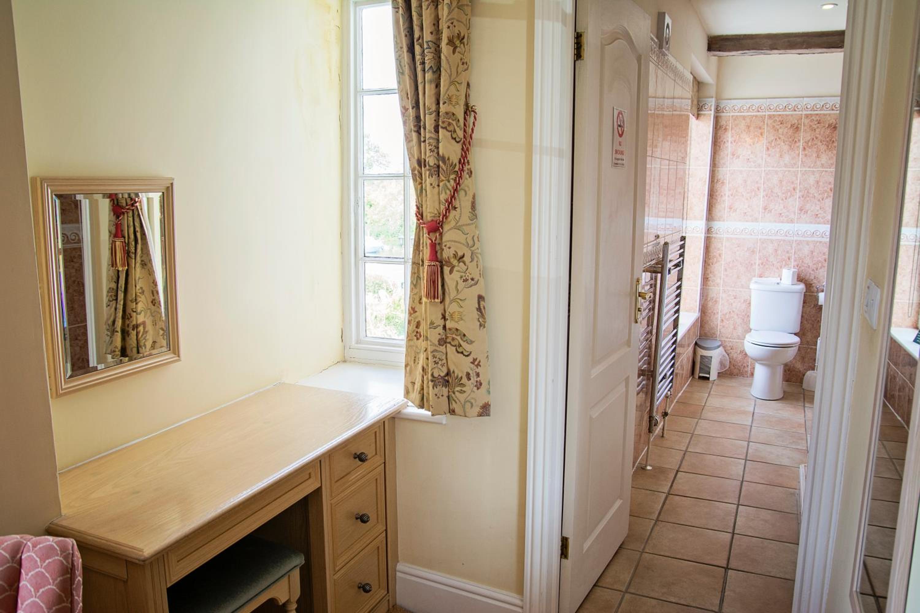 Waveney House Hotel
