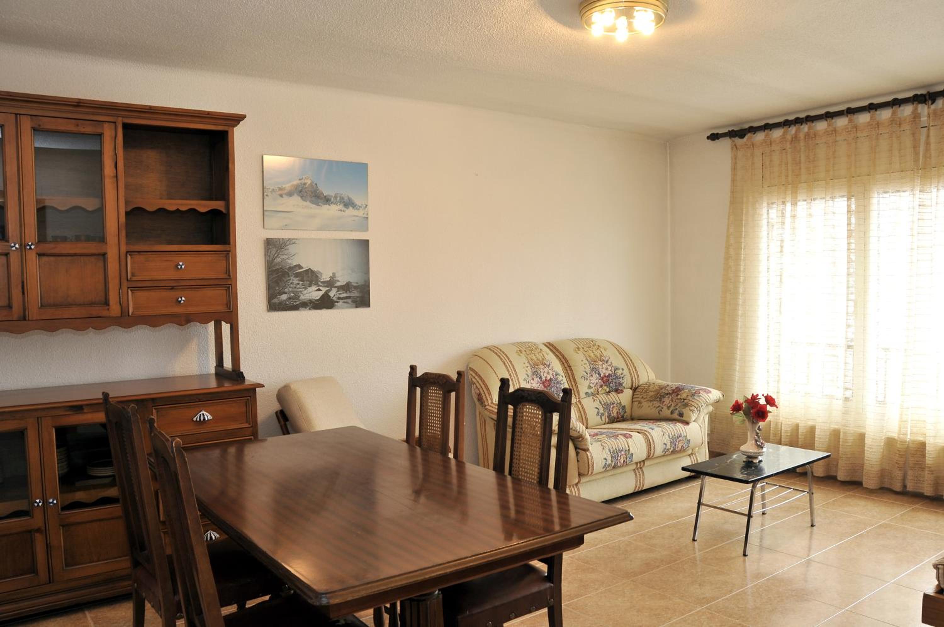 Apartaments Turistics Pirineu