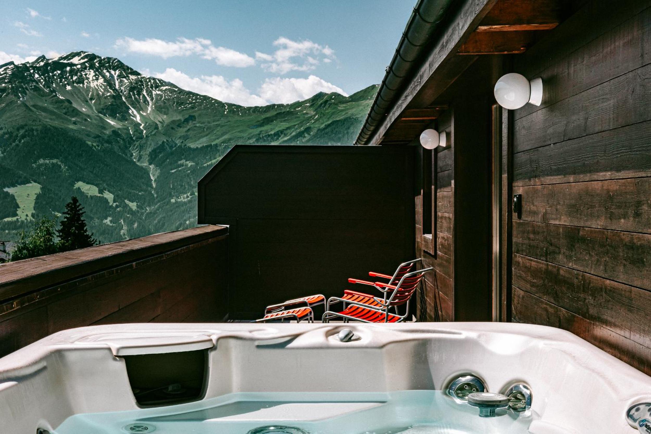Experimental Chalet Verbier