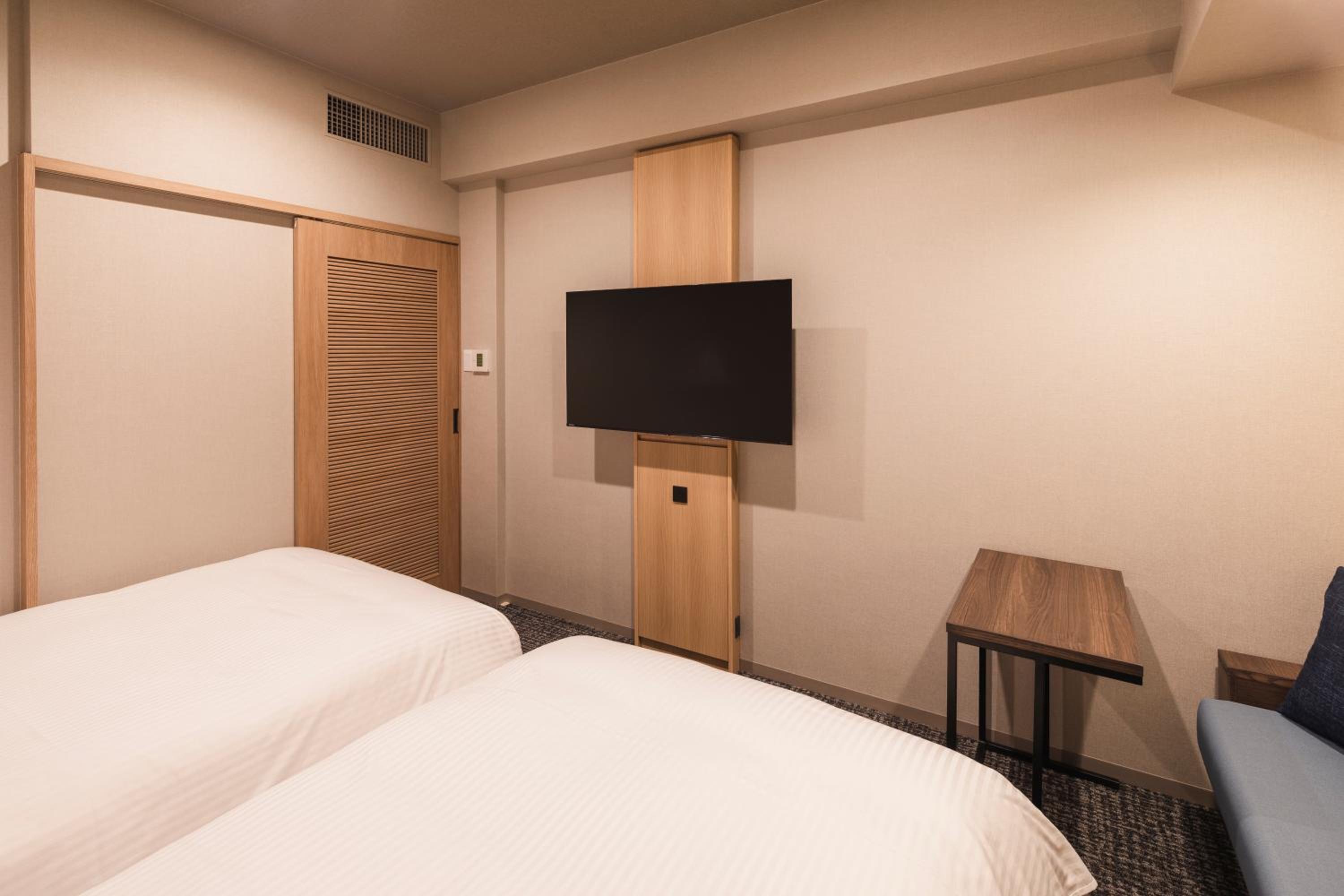 SOTETSU GRAND FRESA TAKADANOBABA