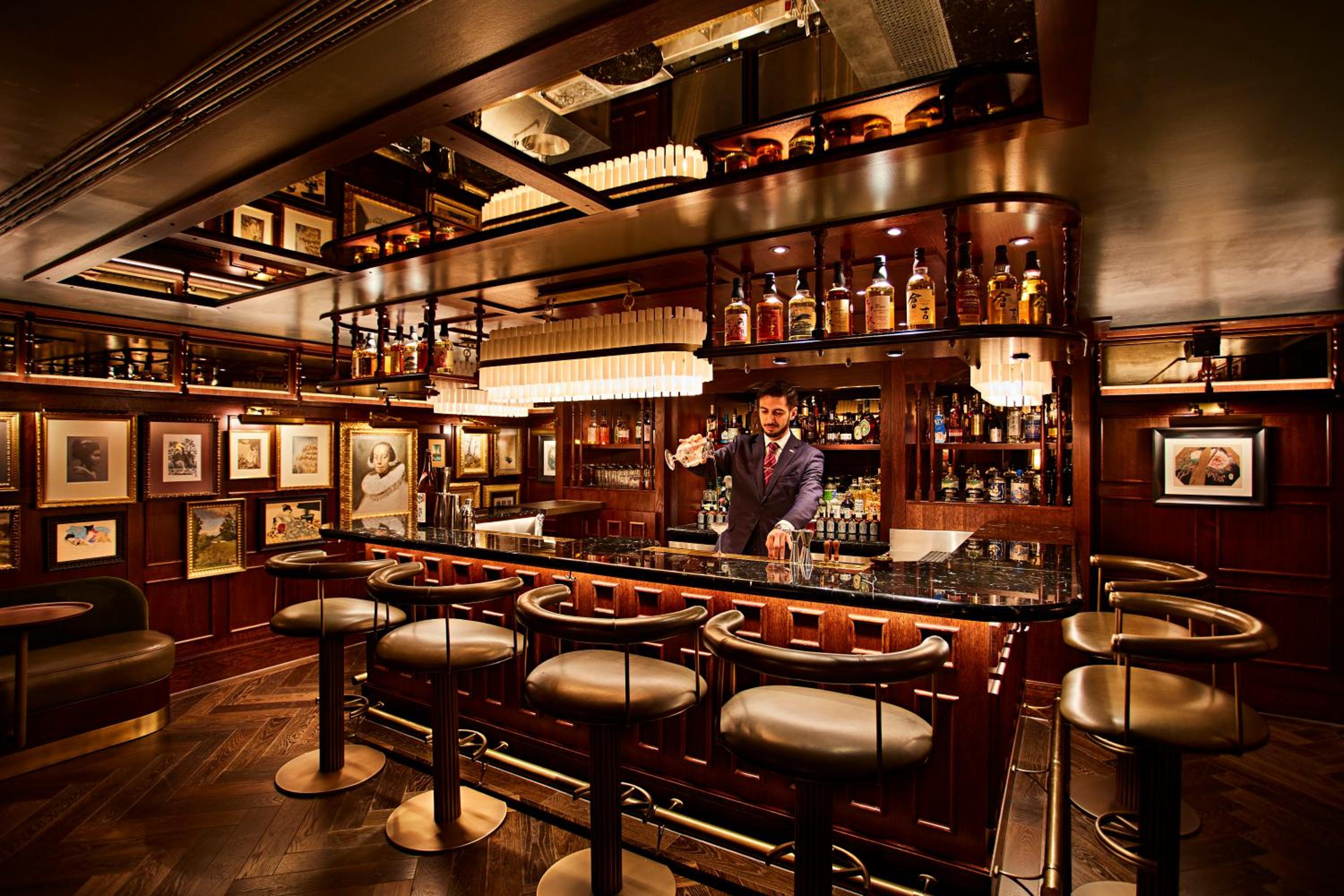 bar