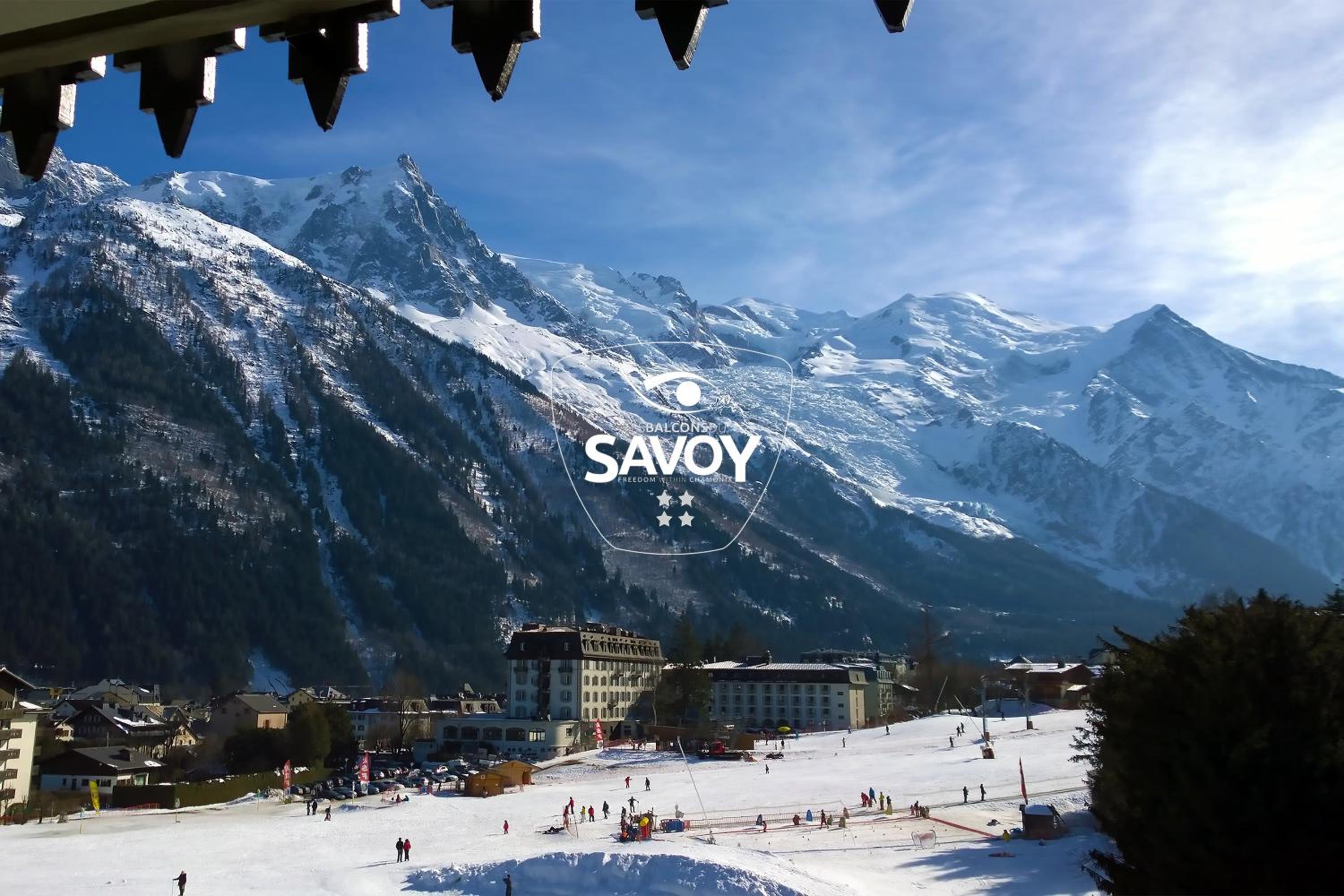 Les Balcons du Savoy