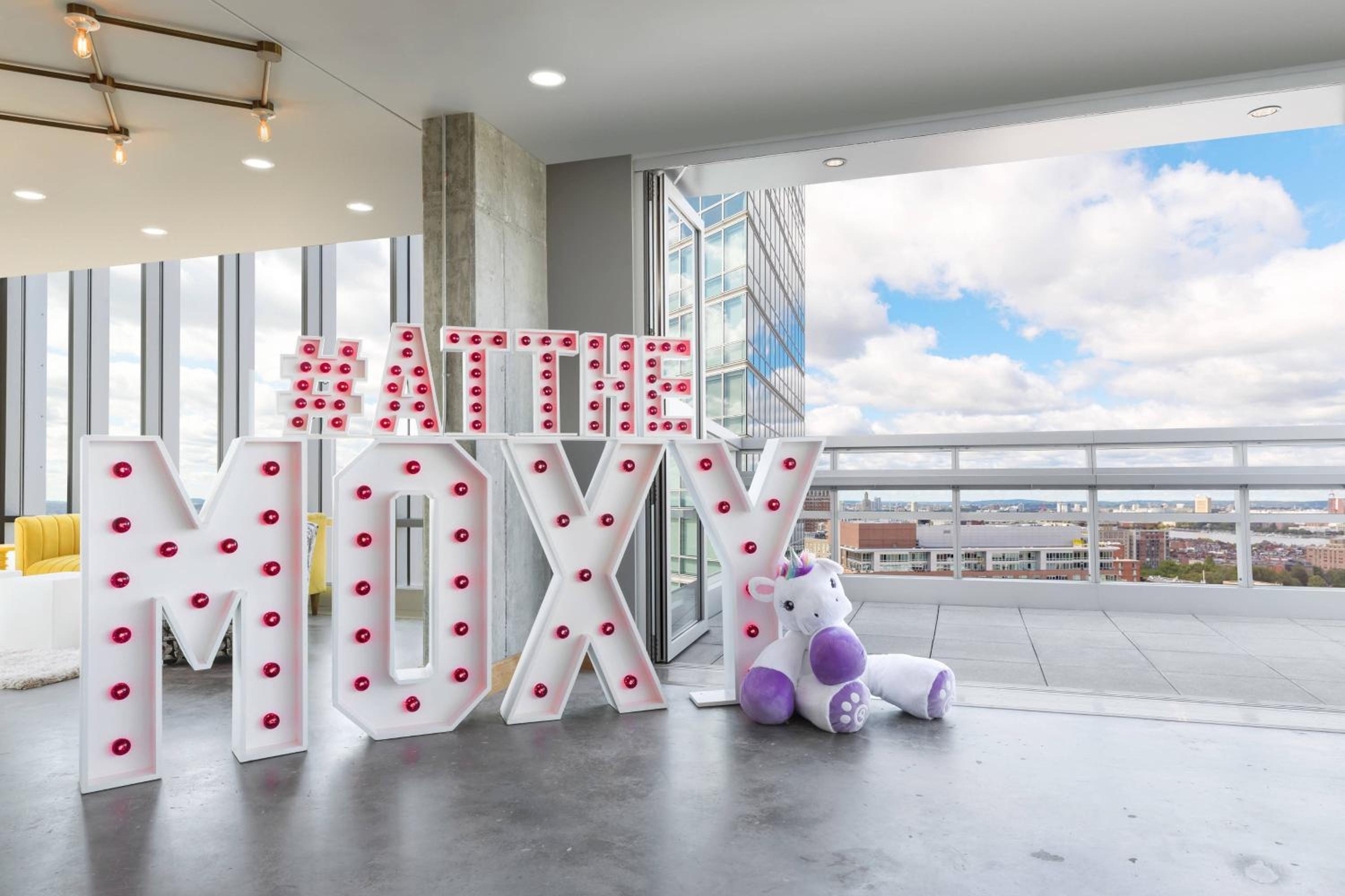 Moxy Boston Downtown