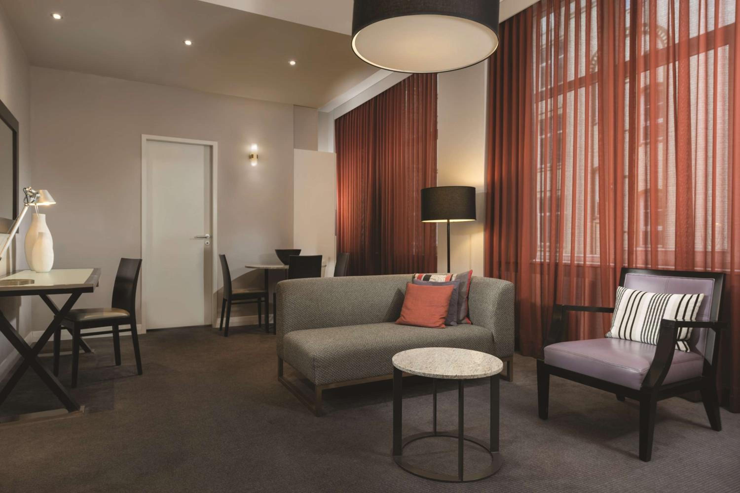Adina Apartment Hotel Berlin Checkpoint Charlie