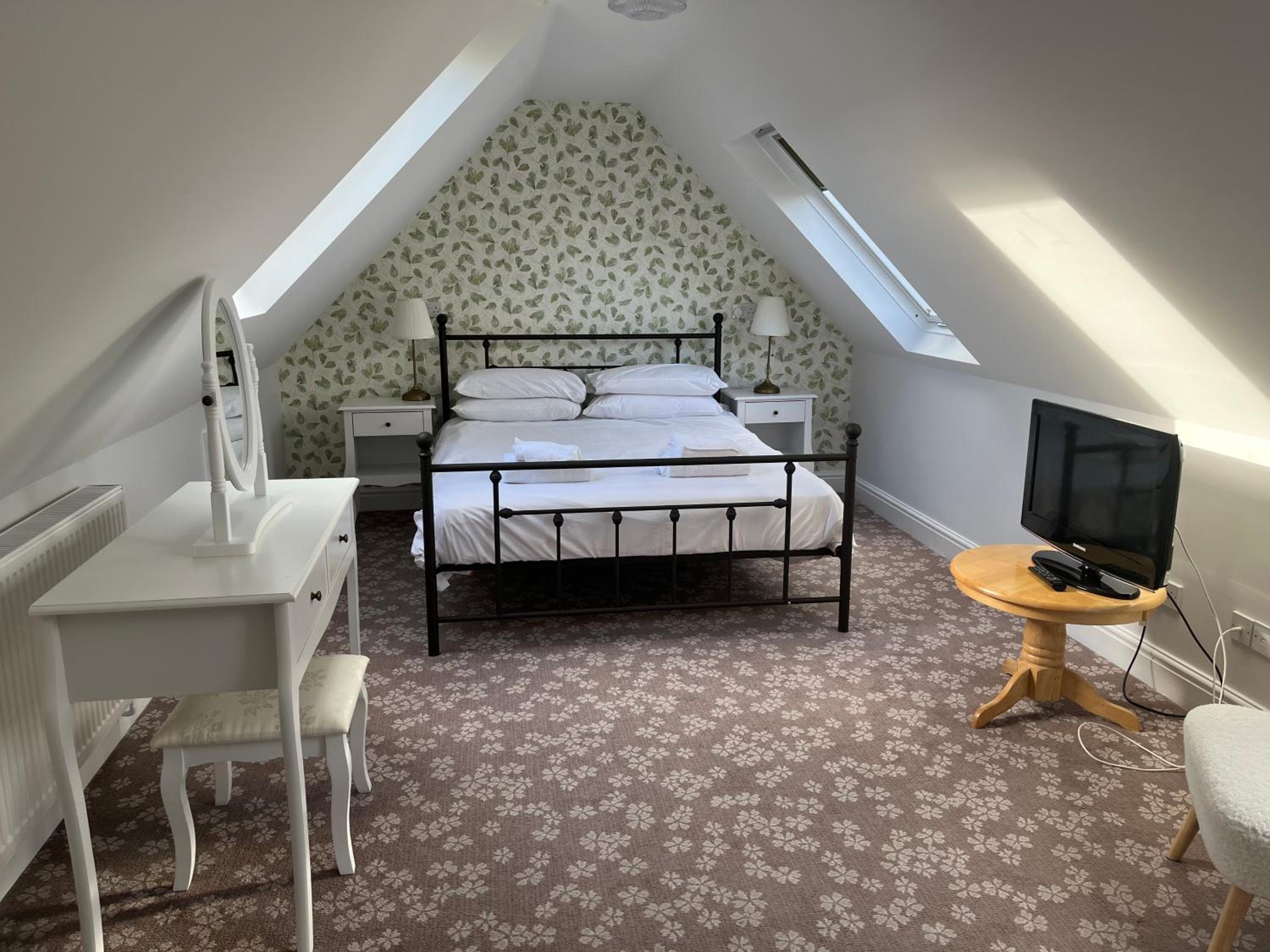 Penny Farthing Hotel & Cottages