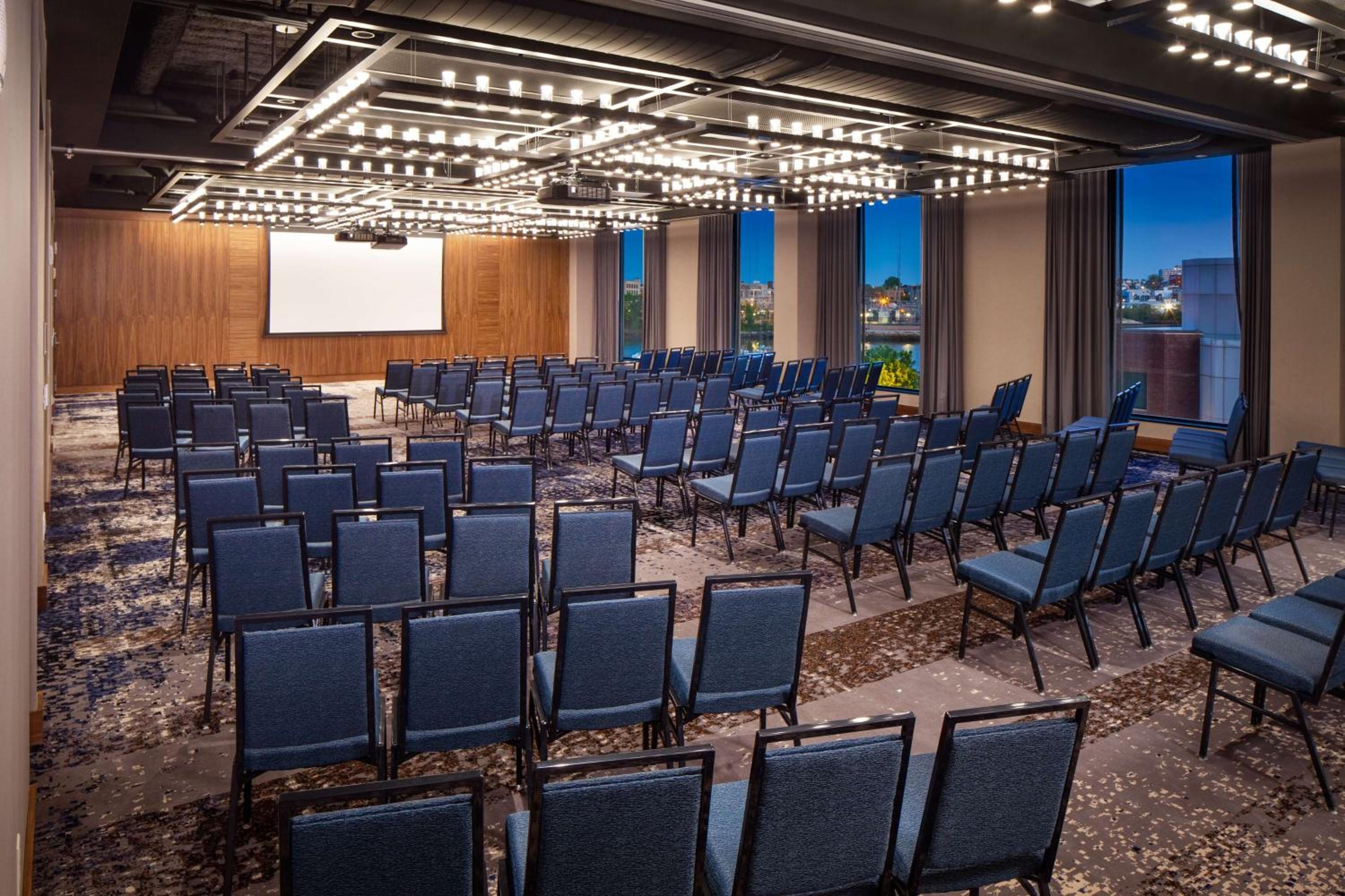 Homewood Suites by Hilton Boston Seaport District