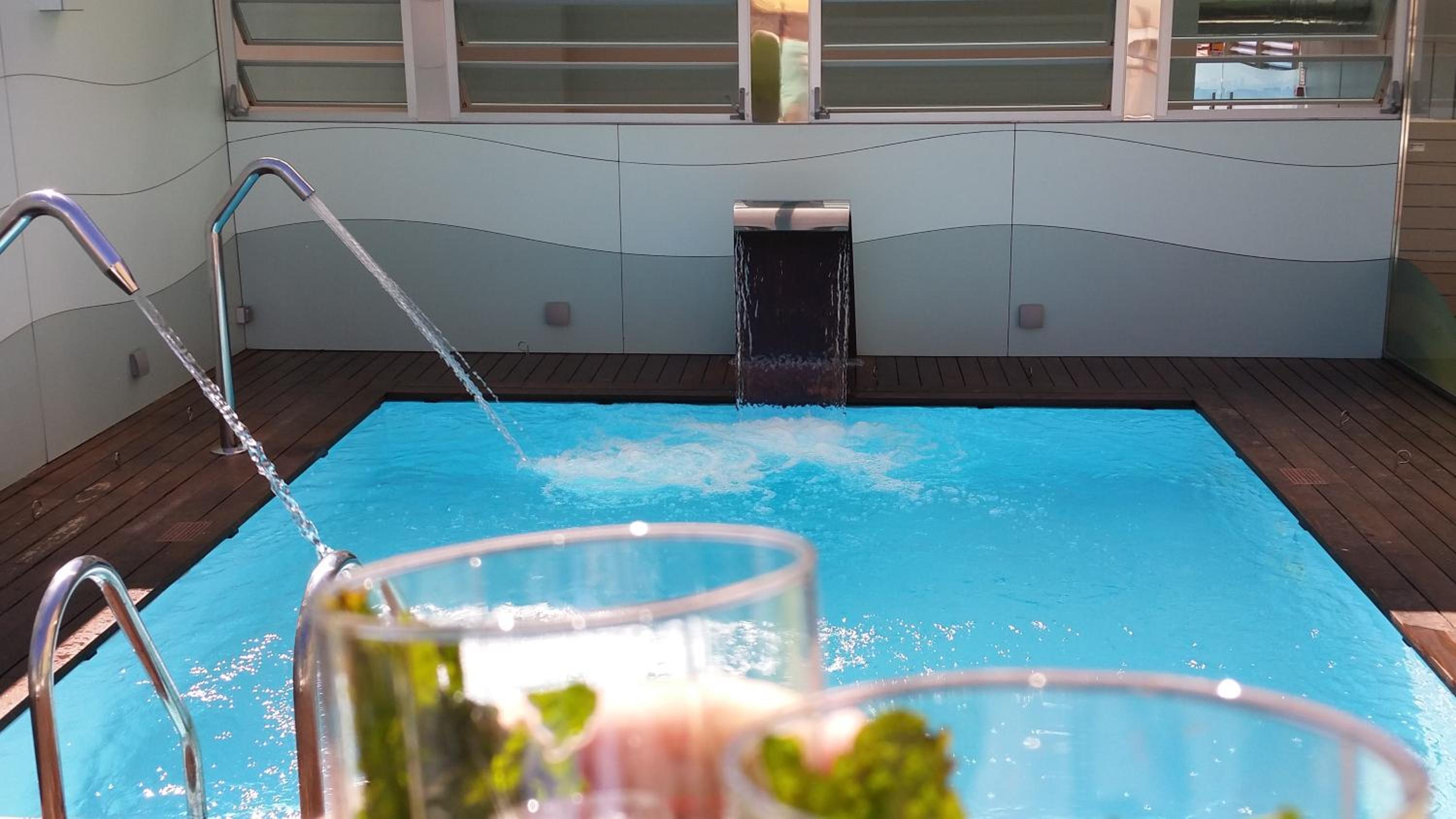 Ako Suite Hotel