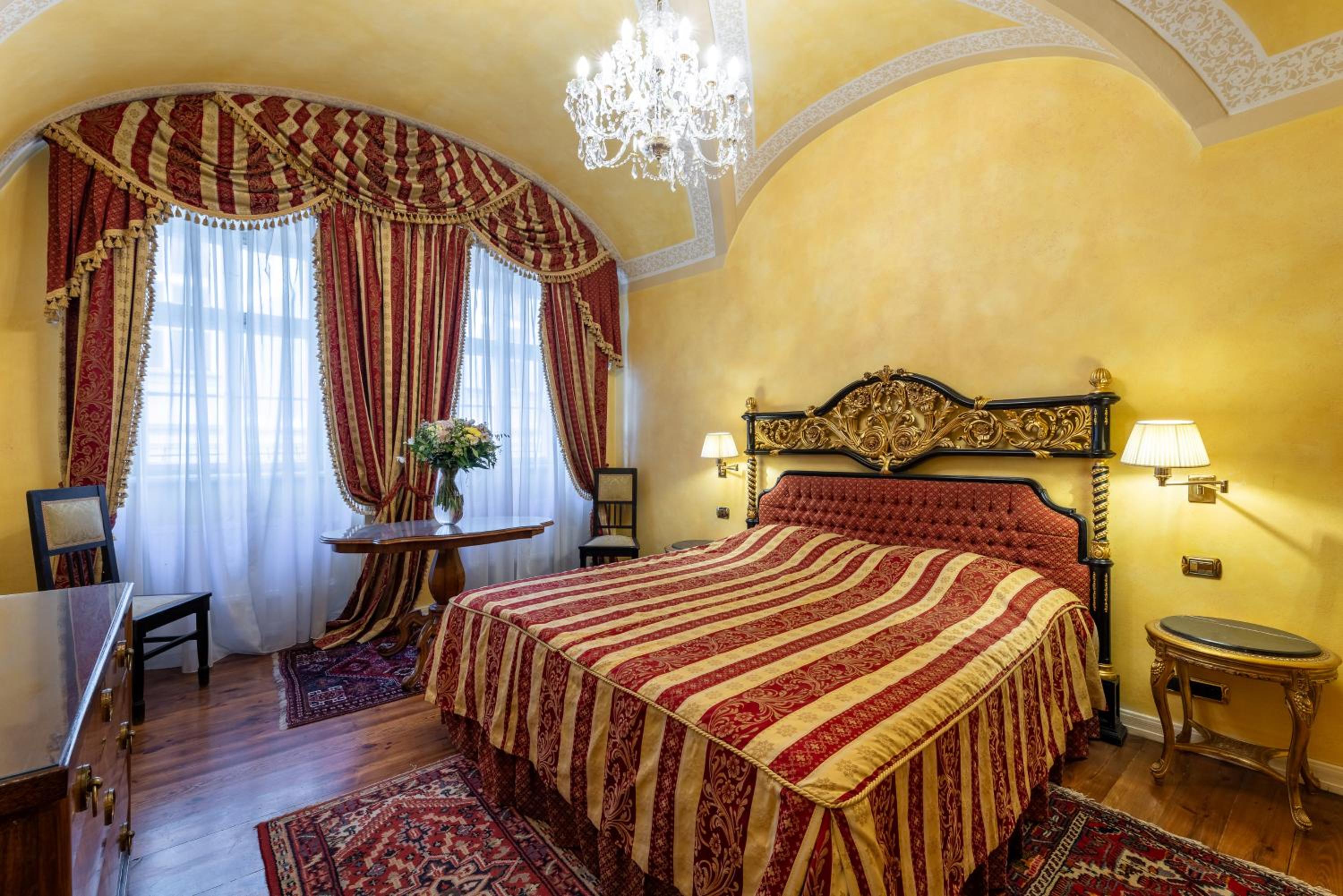 Nosticova Heritage