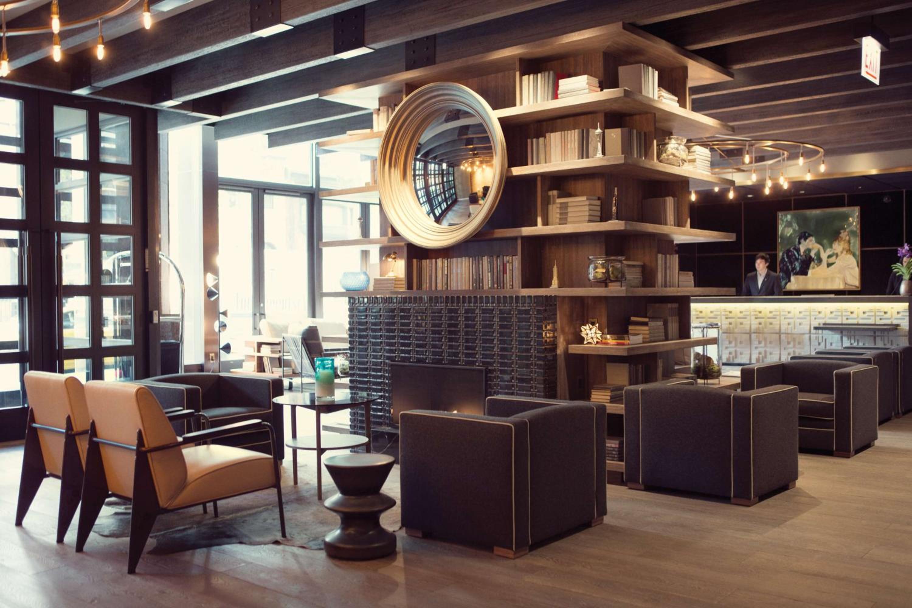 Thompson Chicago, by Hyatt