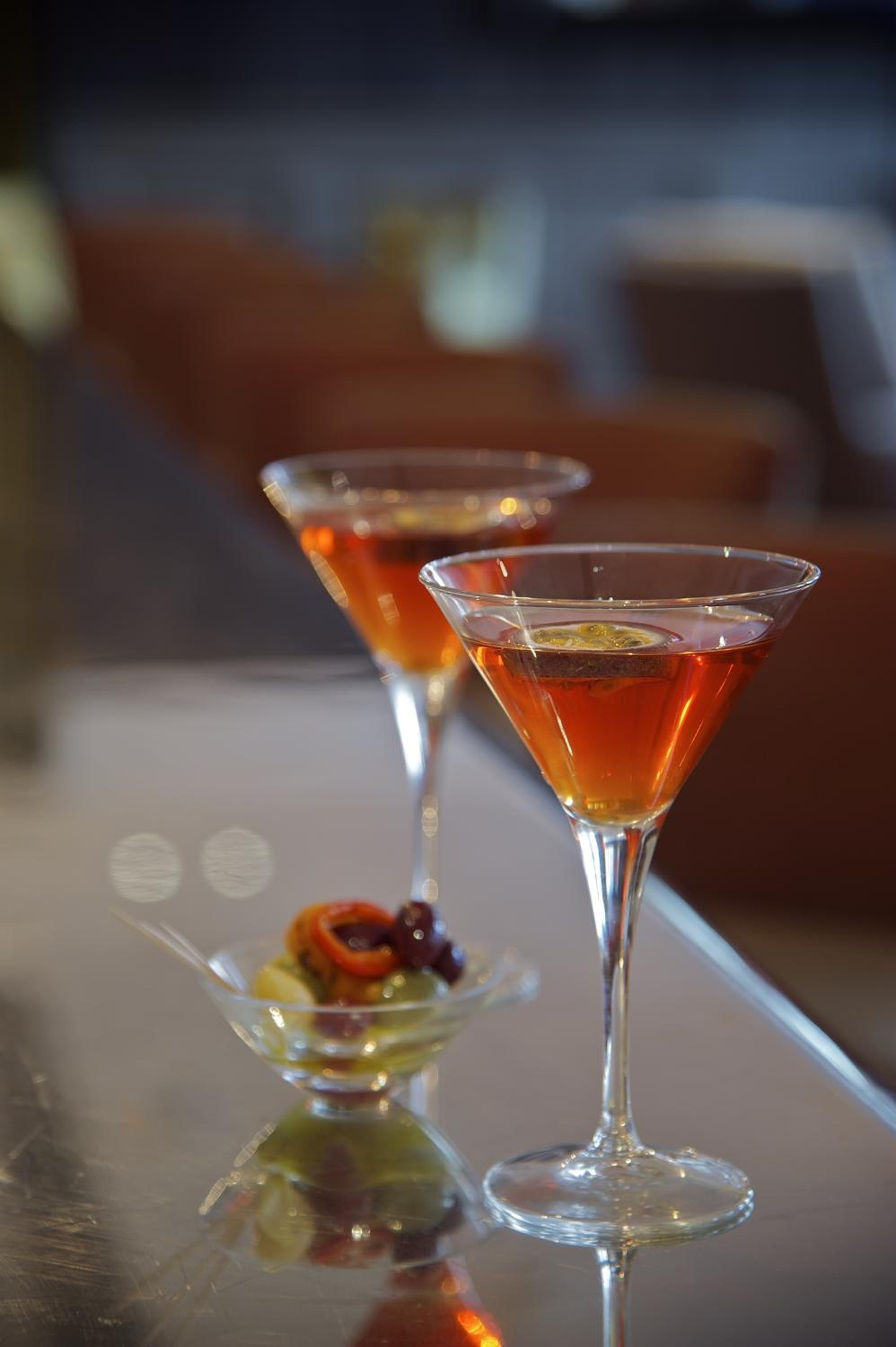 bar