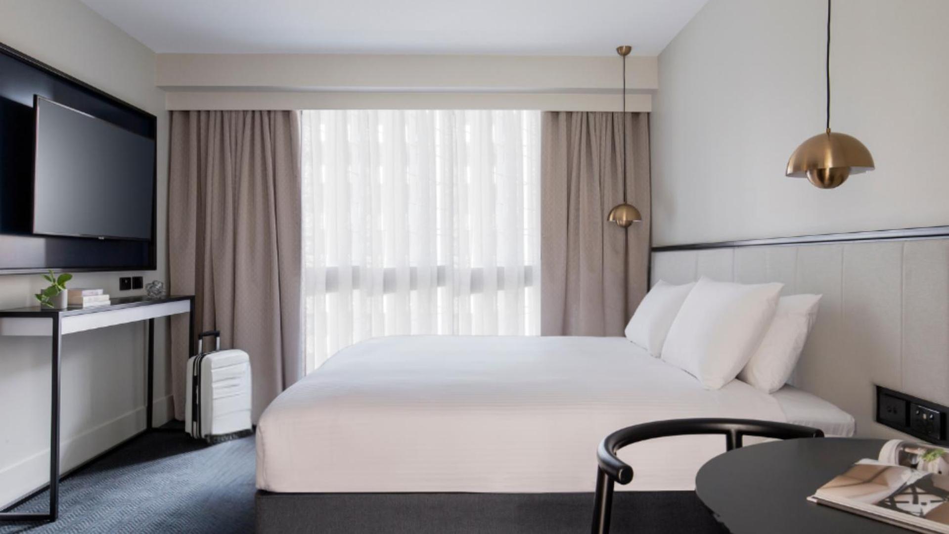 Brady Hotels Jones Lane