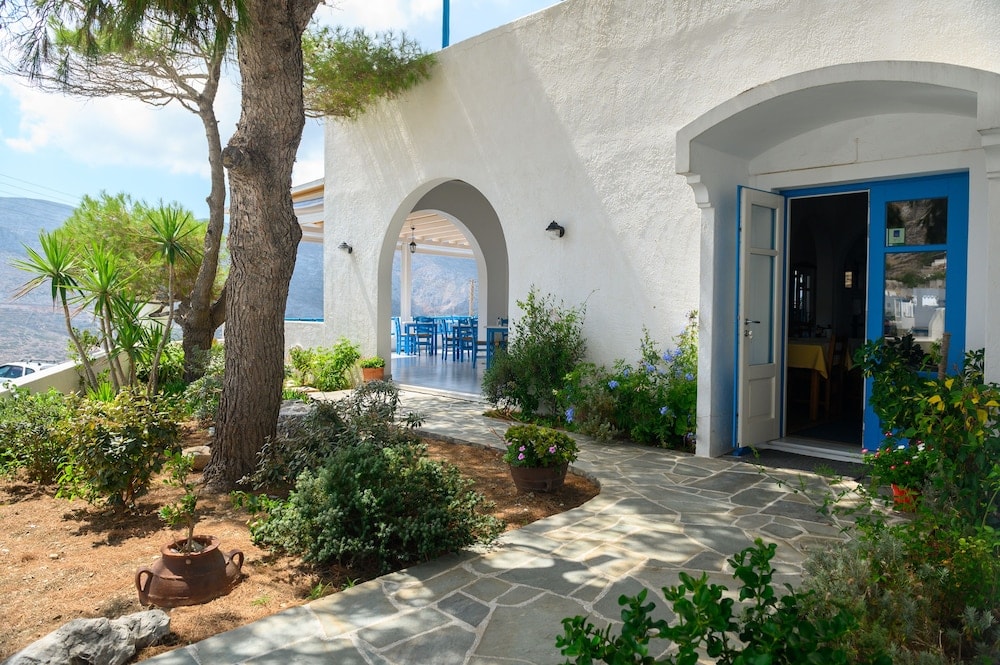 Vigla Hotel