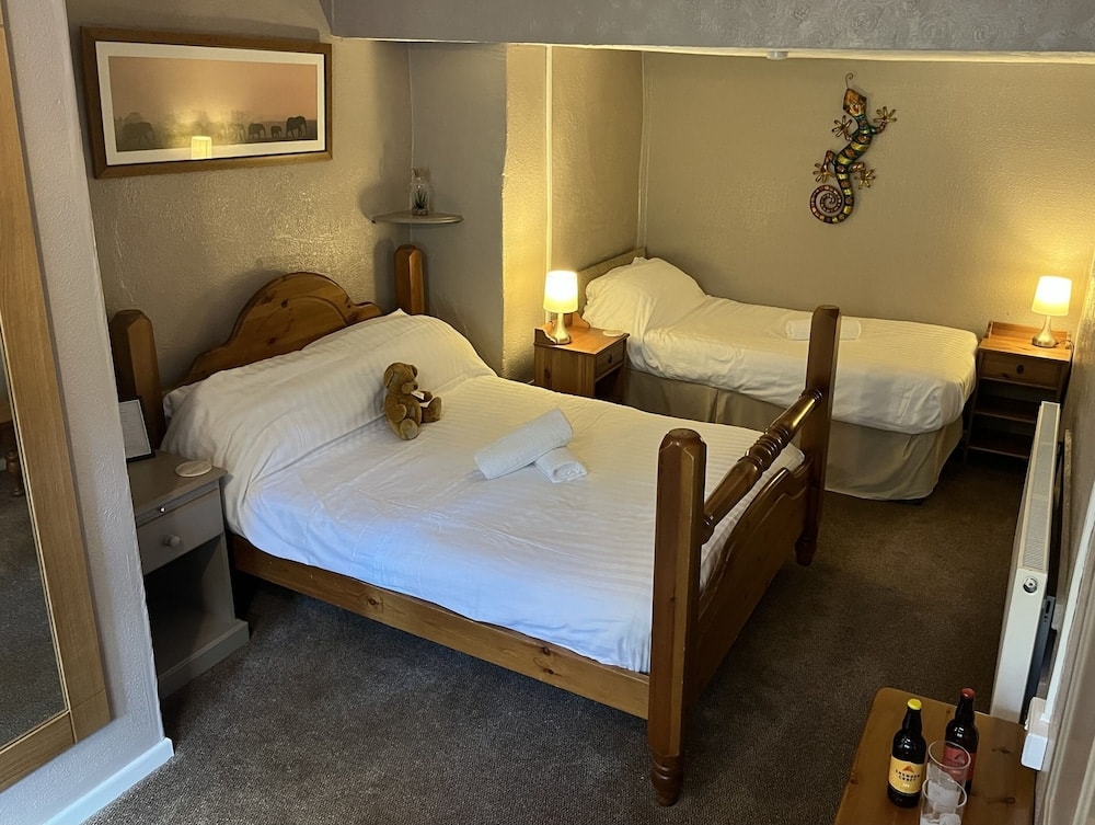 The Lake View Hotel