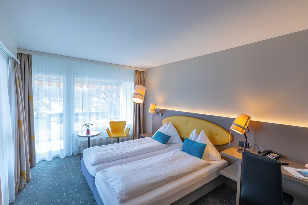 Hotel Holiday