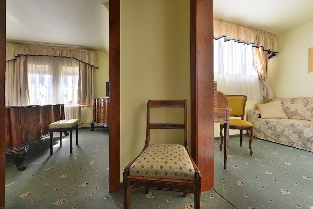 Hotel U Tri Pstrosu