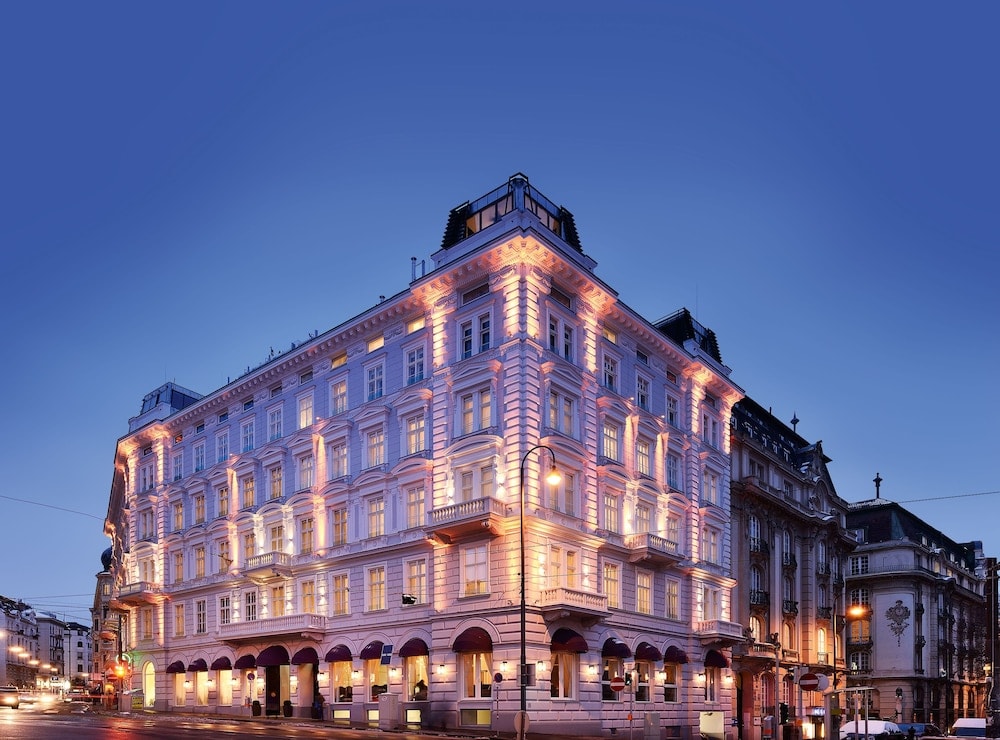 Sans Souci Vienna, Vienna — running hotel