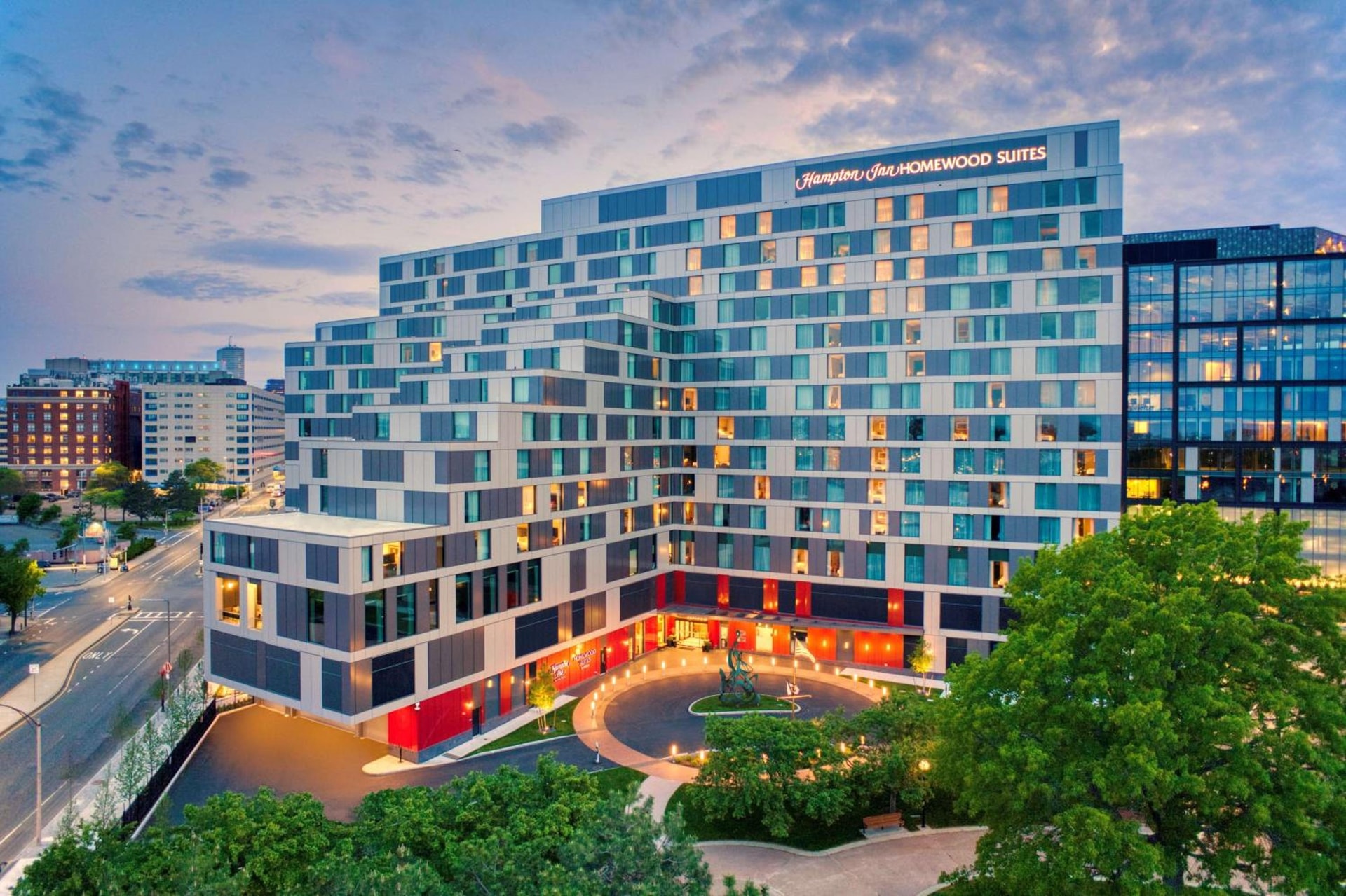 Hampton by Hilton at the Boston Seaport District