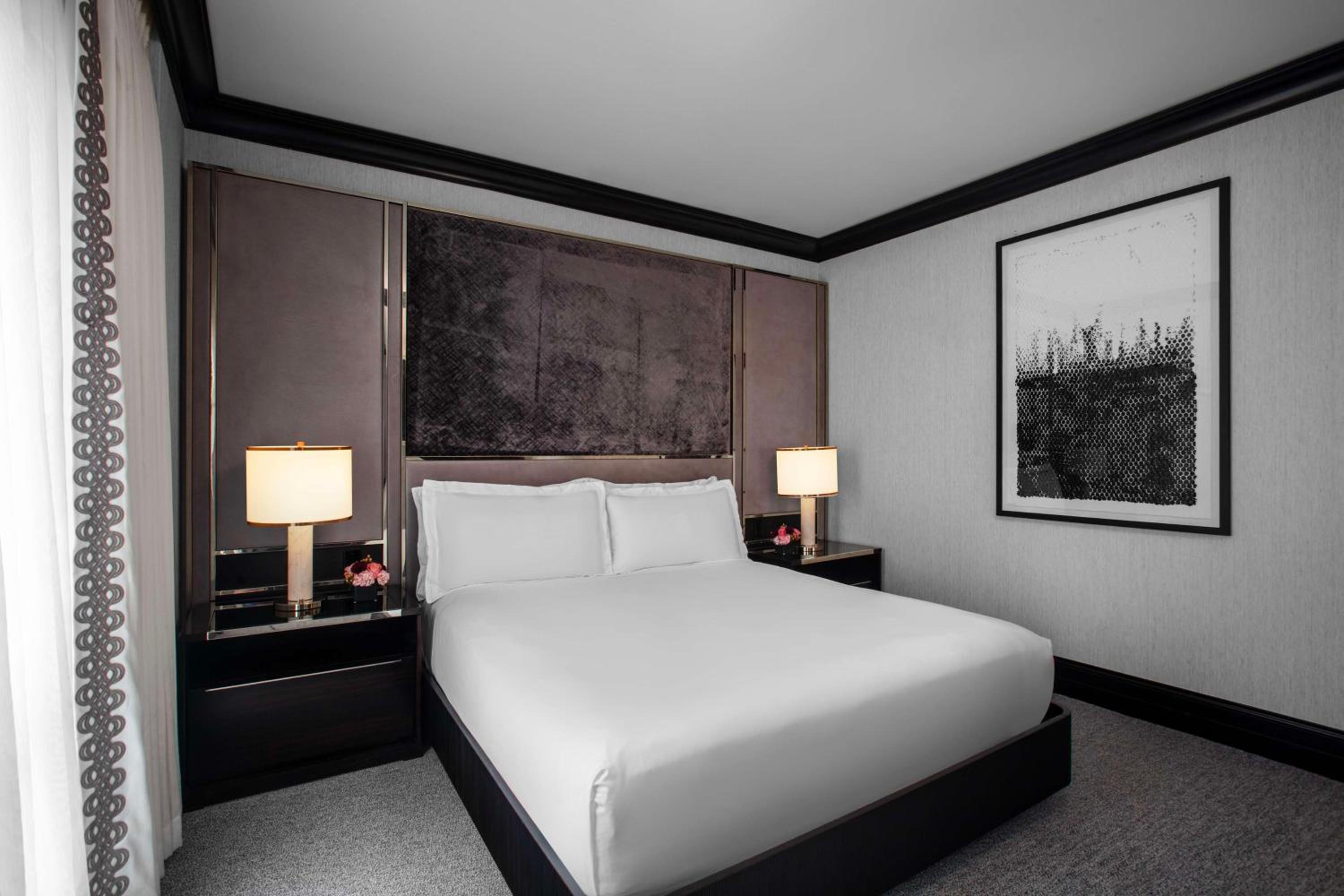 Waldorf Astoria Chicago