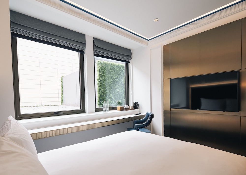 Page8, Page Hotels